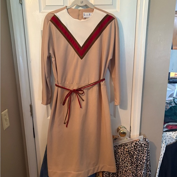 Beige Dress with Red Accents - Picture 1 of 3